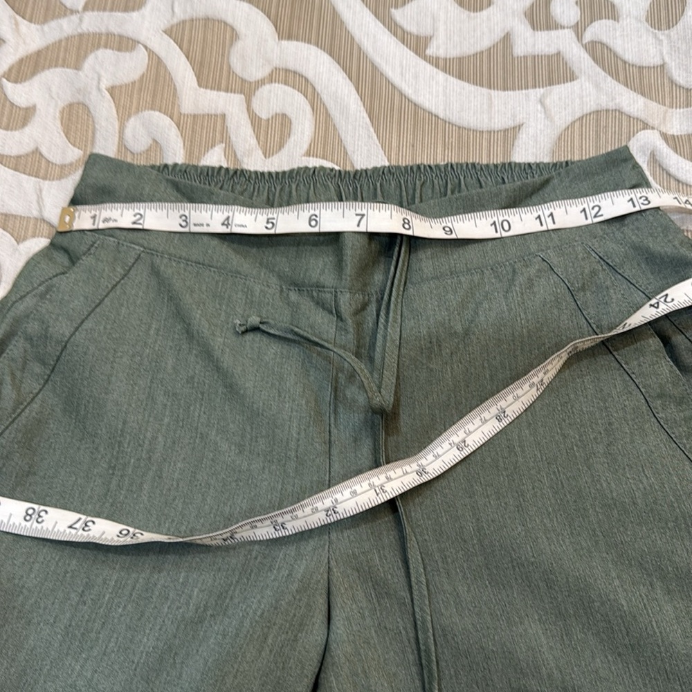 Grey's Anatomy Sage Green Scrub Top and pants - Picture 10 of 11